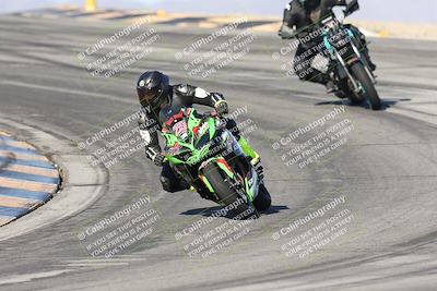 media/Dec-01-2025-Moto Forza (Mon) [[2daa91e15f]]/2-Intermediate Group/Session 2 (Turns 9 and 10)/